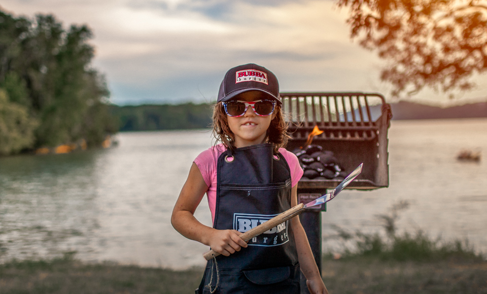 BUBBA burger grilling girl